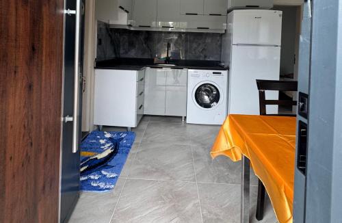 Marmara Apartment | Located in the center of Avsa Island, 6 min from the beach, Detached House With Garden