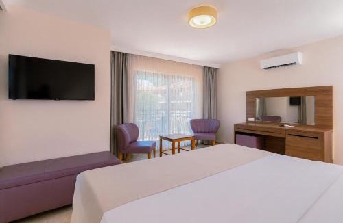 Kusadasi Hotel | Altamare Hotel