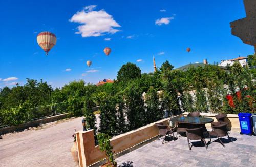 Uchisar Hotel | Üçhisar Palace İn Cappadocia