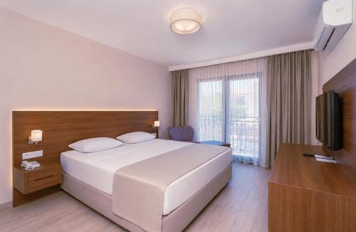 Kusadasi Hotel | Altamare Hotel