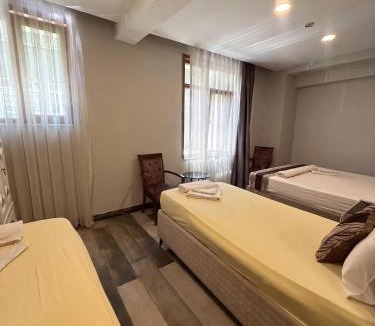 Istanbul City Center Hotel | Guler Palace & Roof Bar