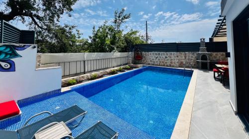 Uzumlu Villa | Villa Lantana