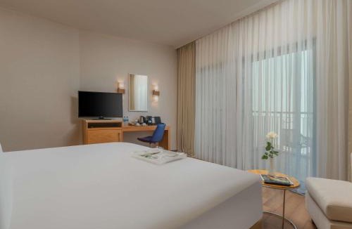 Belek Golf Area Hotel | Rixos Park Belek - The Land Of Legends Access