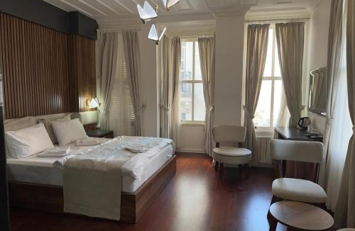 Cihangir Apartment | Şah Bey Konağı