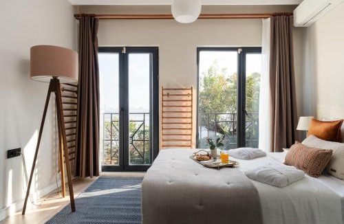 Balat Apartment | Iconic Sea View Duplex w Terrace in Balat