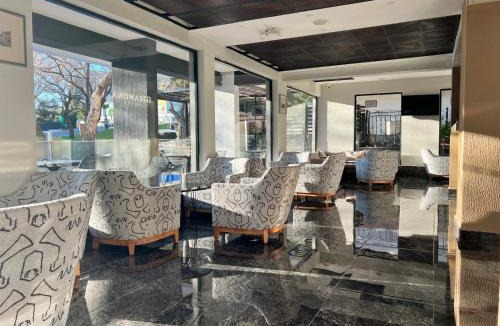 Guzeloba Mahallesi Hotel | Ramona Lara
