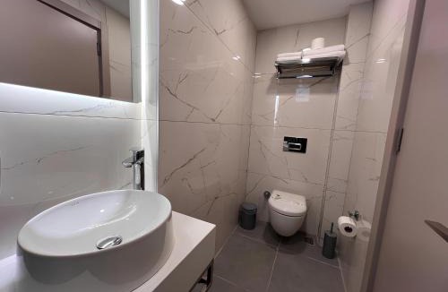Old Town Hotel | ROİ HOTEL İZMiR