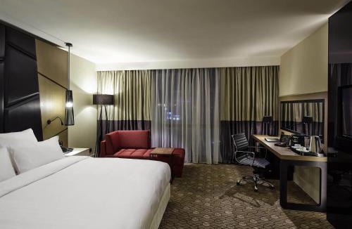 Bahcelievler Hotel | Pullman Istanbul Hotel & Convention Center