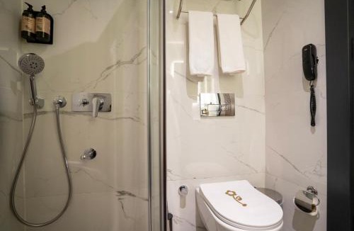 Sahinbey Hotel | Kucuk Velic Hotel