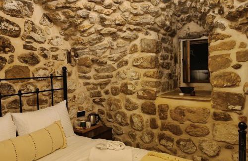 Artuklu Hotel | Mara Loya Konağı