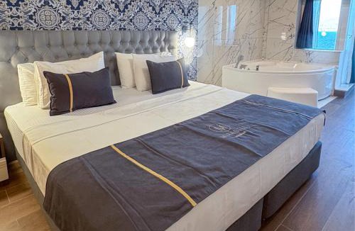 Konak Hotel | Mira Hotel Küçükyalı