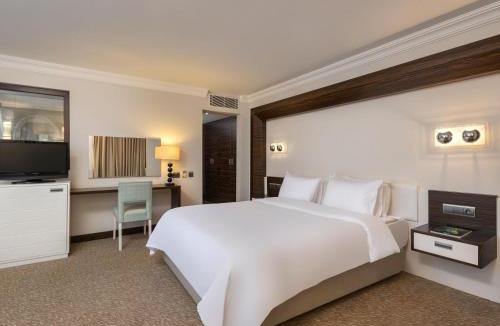 Belek Golf Area Hotel | Rixos Park Belek - The Land Of Legends Access