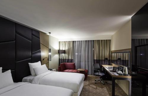 Bahcelievler Hotel | Pullman Istanbul Hotel & Convention Center