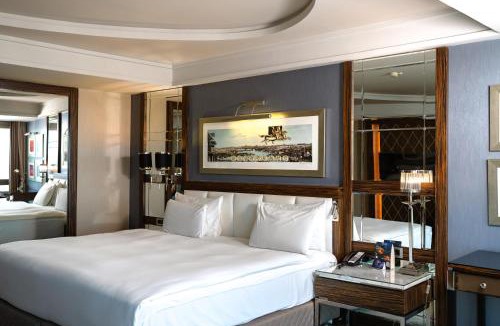 Pera Hotel | Radisson Blu Hotel Istanbul Pera