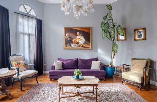 Galata Apartment | Grand Historic 3BD2Bath Galata Tower Pad! #408