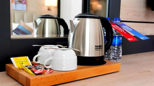 Kucukcekmece Hotel | Ramada Encore By Wyndham Istanbul Basin Express