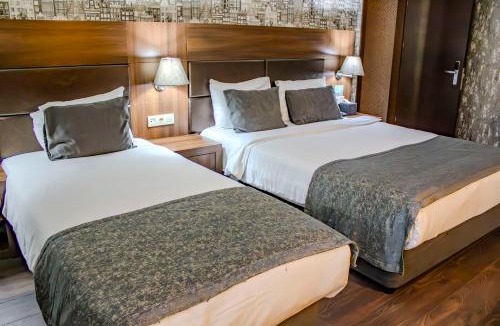 Maltepe Hotel | 216 Macity