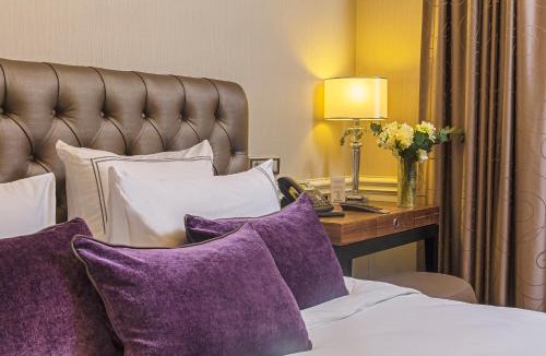 Galata Hotel | Meroddi Bağdatlıyan - 1892 Heritage Rooms by Galata Tower