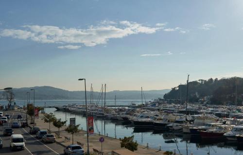 Tarabya Mahallesi Apartment | Gorgeous Bright 4bed Gem W Viewsbalcony! #115