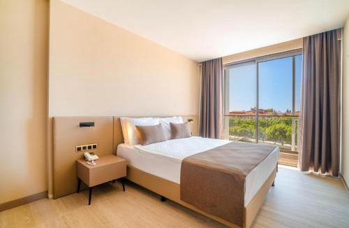 Side Apartment | Prive Side Suite & Spa Hotel - Adults Only 16 Plus