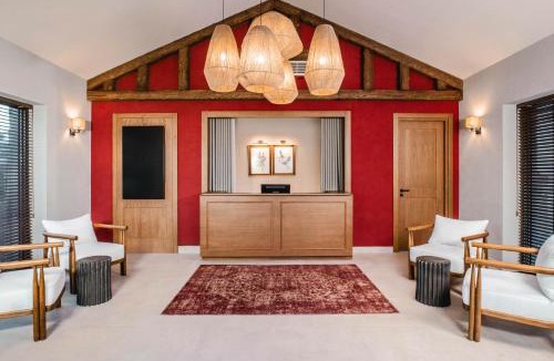 Torbali Hotel | Les Bungalows