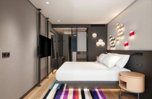 Galata Hotel | Aloft by Marriott Istanbul Karakoy