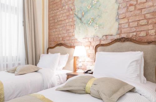 Pera Hotel | Hotel Pera Parma