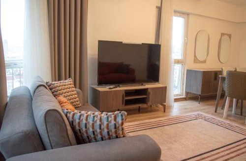 Esenyurt Apartment | Two Bedroom King Suite IH19