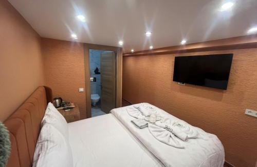 Rasimpasa Hotel | Cemre Homes