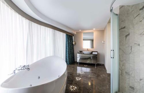 Kabatas Hotel | Opera Hotel Bosphorus - Preferred Hotels and Resorts