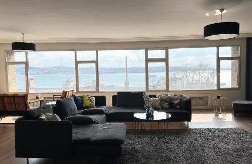Kabatas Apartment | Stunning Sea View Amazing Flat 4BR 2BA AC