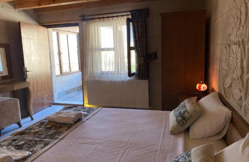 Cavusin Hotel | Mesken Cave Suites