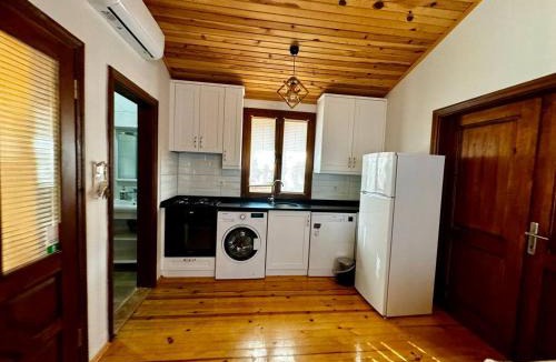 Hayitbuku House | Elly's Home