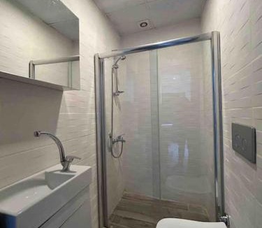 Tepebası Apartment | Espark baglar 1+1+ teraslı daire