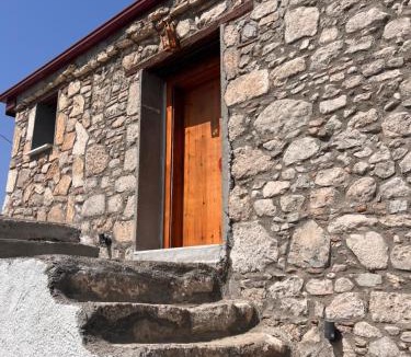Oren Apartment | Anemos Stone Houses