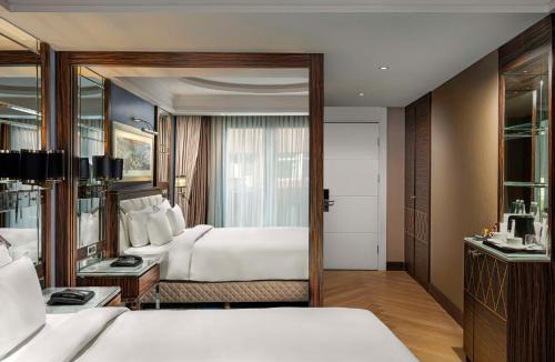 Pera Hotel | Radisson Blu Hotel Istanbul Pera