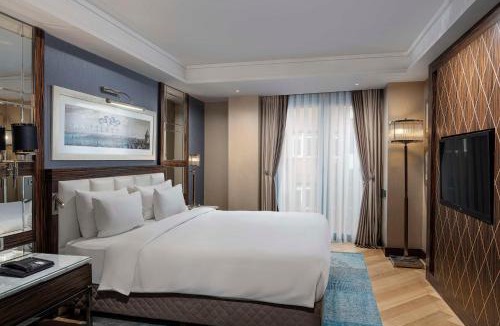 Pera Hotel | Radisson Blu Hotel Istanbul Pera