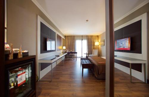 Gungoren Hotel | Ramada by Wyndham Istanbul Merter