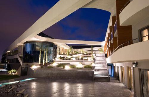 Karaoz Hotel | DoubleTree By Hilton Izmir Airport
