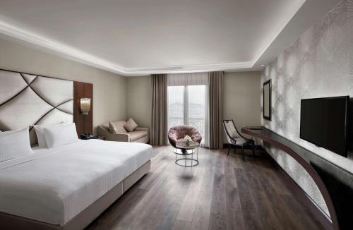 Esentepe Hotel | DoubleTree by Hilton Istanbul Gayrettepe