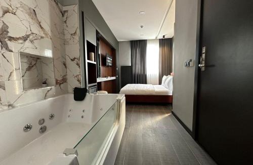 Bakırkoy Hotel | Second Suit Hotel