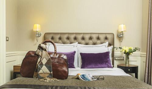 Galata Hotel | Meroddi Bağdatlıyan - 1892 Heritage Rooms by Galata Tower