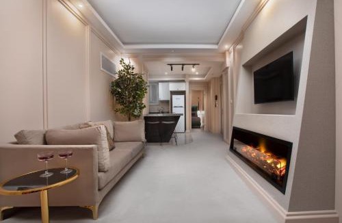Pera Apartment | Walton Gardens Pera