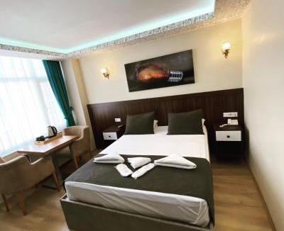 Uskudar Hotel | ÜSKÜDAR OTEL