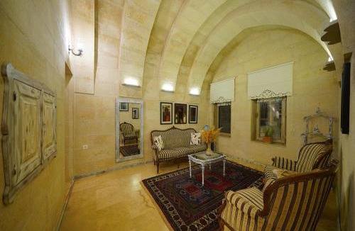 Uchisar Hotel | Karlık Cave Suite Cappadocia