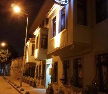 Kumkapi Hotel | Ramparts Hotel