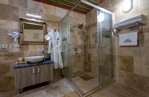 Cavusin Hotel | Underground Cave Suites Hotel