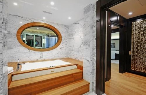 Nilufer Hotel | Crowne Plaza Bursa Convention Center & Thermal Spa by IHG