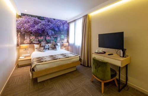 Moda Hotel | Riva's Moda