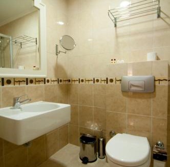 Gumussuyu Mahallesi Hotel | Taksim Metropark Hotel